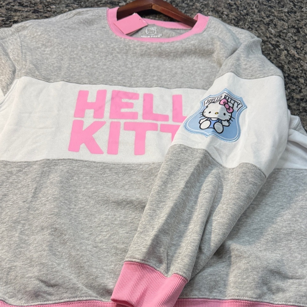 Hello Kitty Gray and Pink Crew Neck Sweatshirt NEW XL - Picture 11 of 12